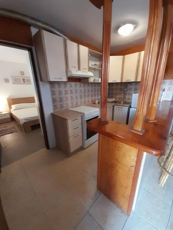 App Mladenka Appartement *
