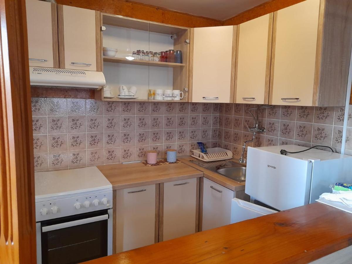 App Mladenka Novigrad Istria
