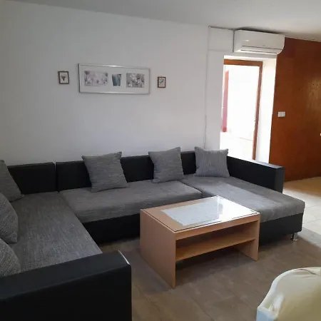 Ferienwohnung App Mladenka Novigrad Istria Exterior foto